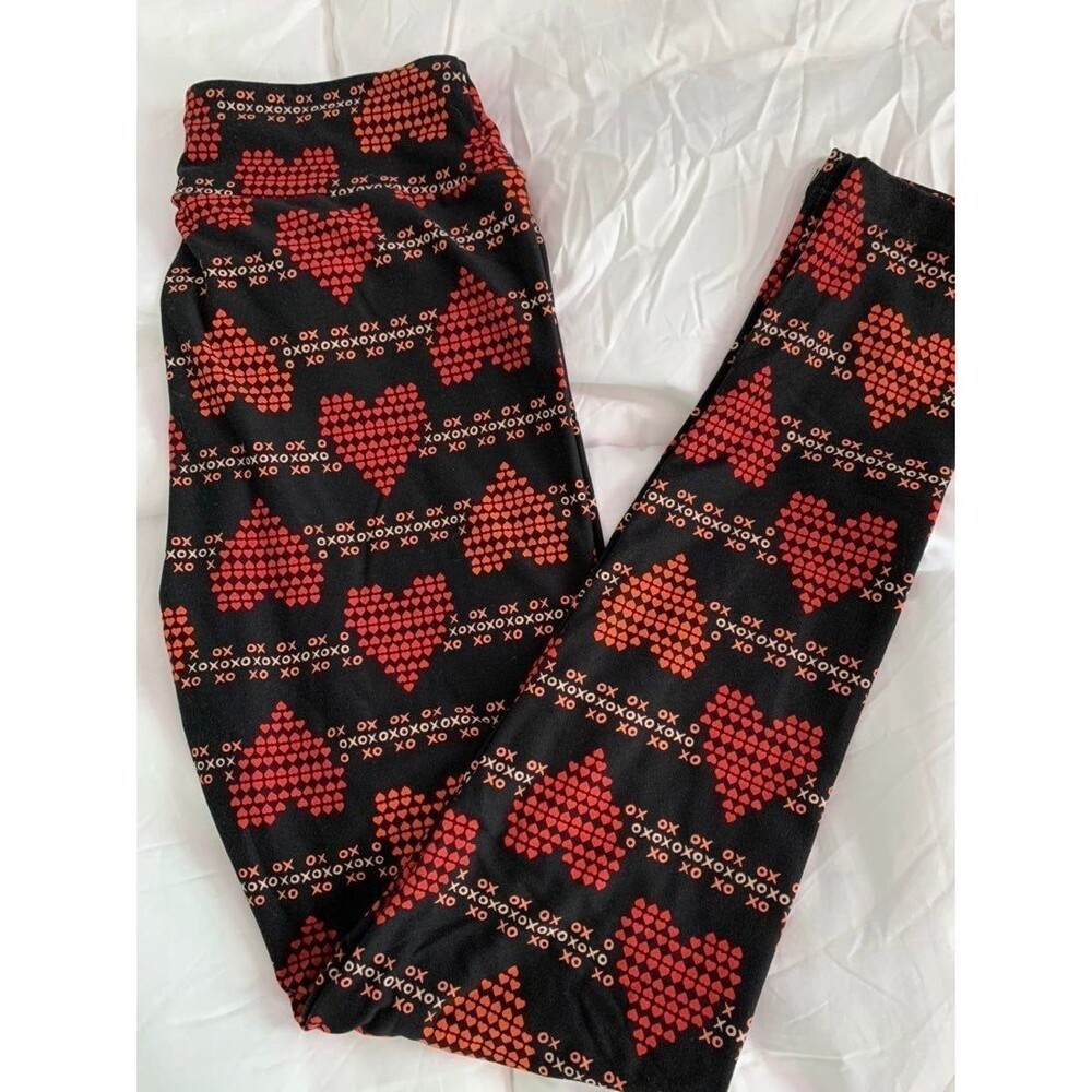 NWOT! LuLaRoe Valentines Heart leggings, black/red/orange, size OS (fits 0-12)